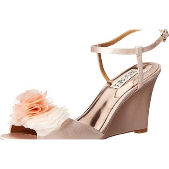 Badgley Mischka Glee Pink Satin Sandal - Picture 1 of 3